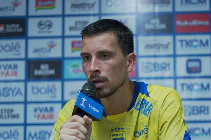 Gelandang Persib Bandung, Thom Haye, bongkar dua kelemahan Super League dibandingkan kompetisi di Eropa