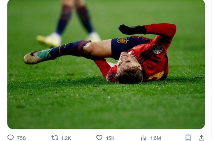 Gavi ketika mengalami cedera dalam laga Timnas Spanyol vs Georgia di Kualifikasi Euro 2024 (19/11/2023).