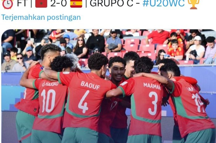 Para pemain Maroko merayakan kemenangan atas Spanyol pada laga pembuka Piala Dunia U-20 2025.