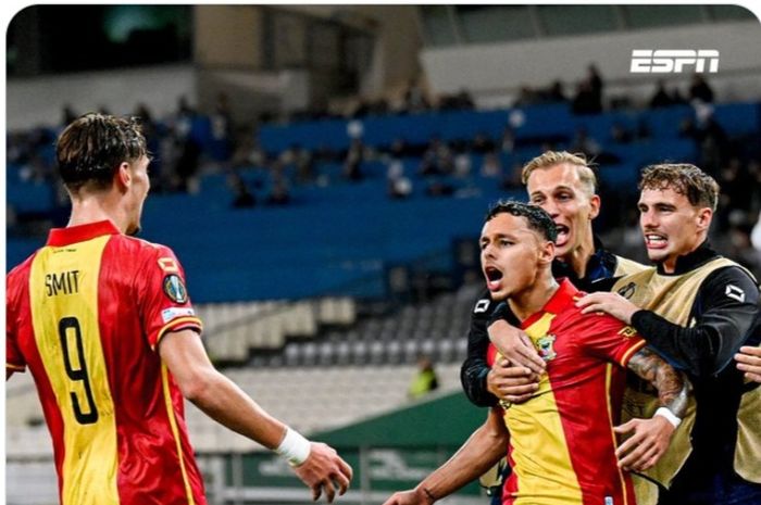 Dean James mengukir dua assist dalam kemenangan Go Ahead Eagles atas Panathinaikos pada lanjutan Liga Europa 2025-2026.